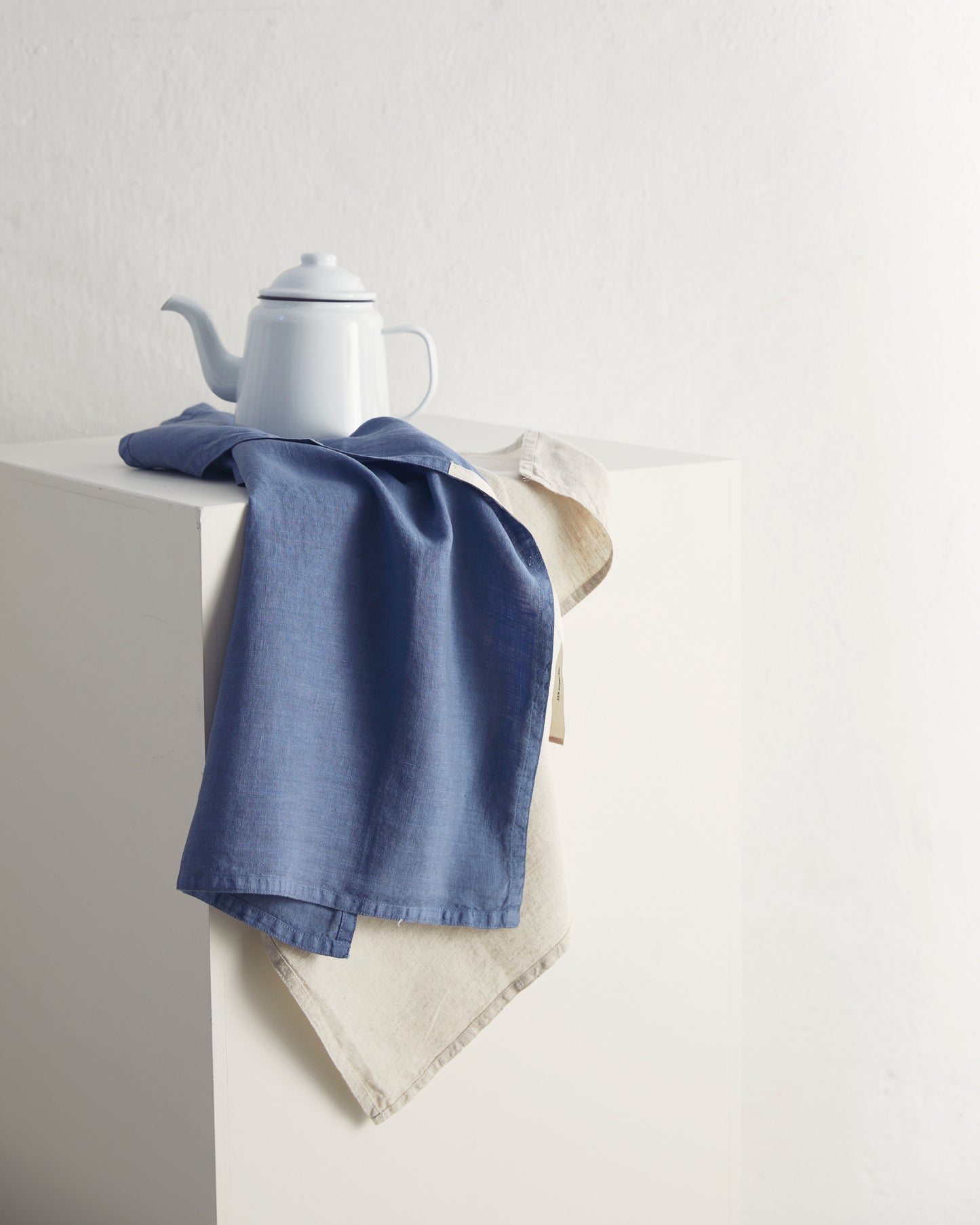 Aiayu "Linen Kitchen Towel" (set of 2 pcs) Waterfall