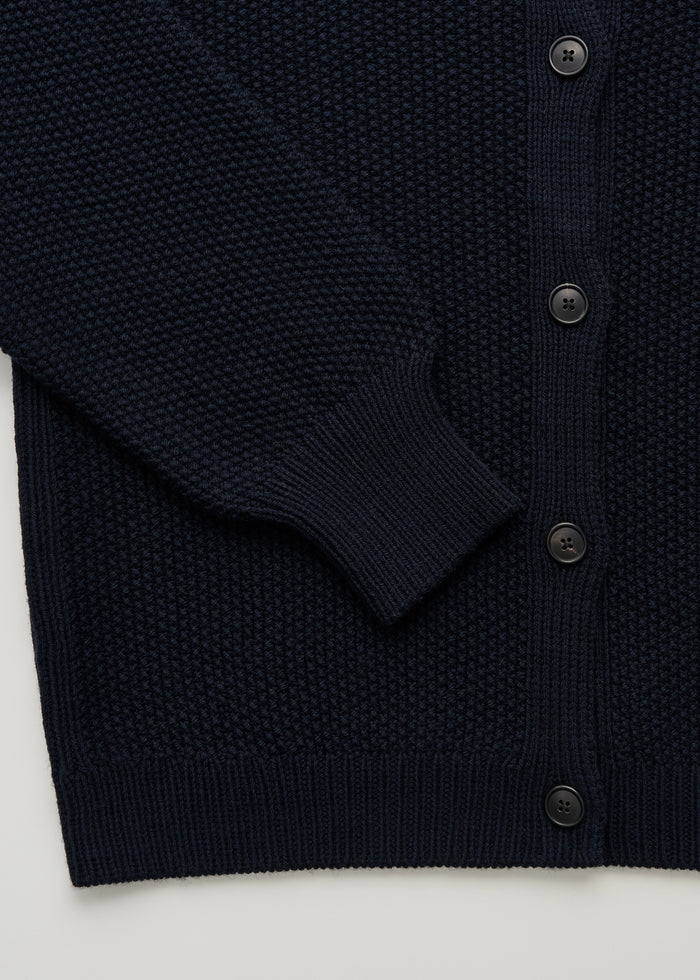 Aiayu "Irena cardigan – highland wool" Black Navy