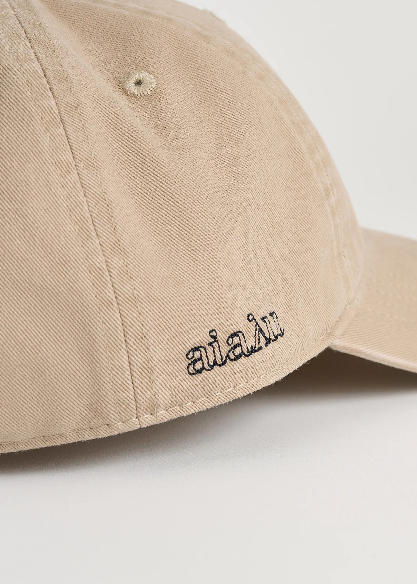 Aiayu "Cap" Sand