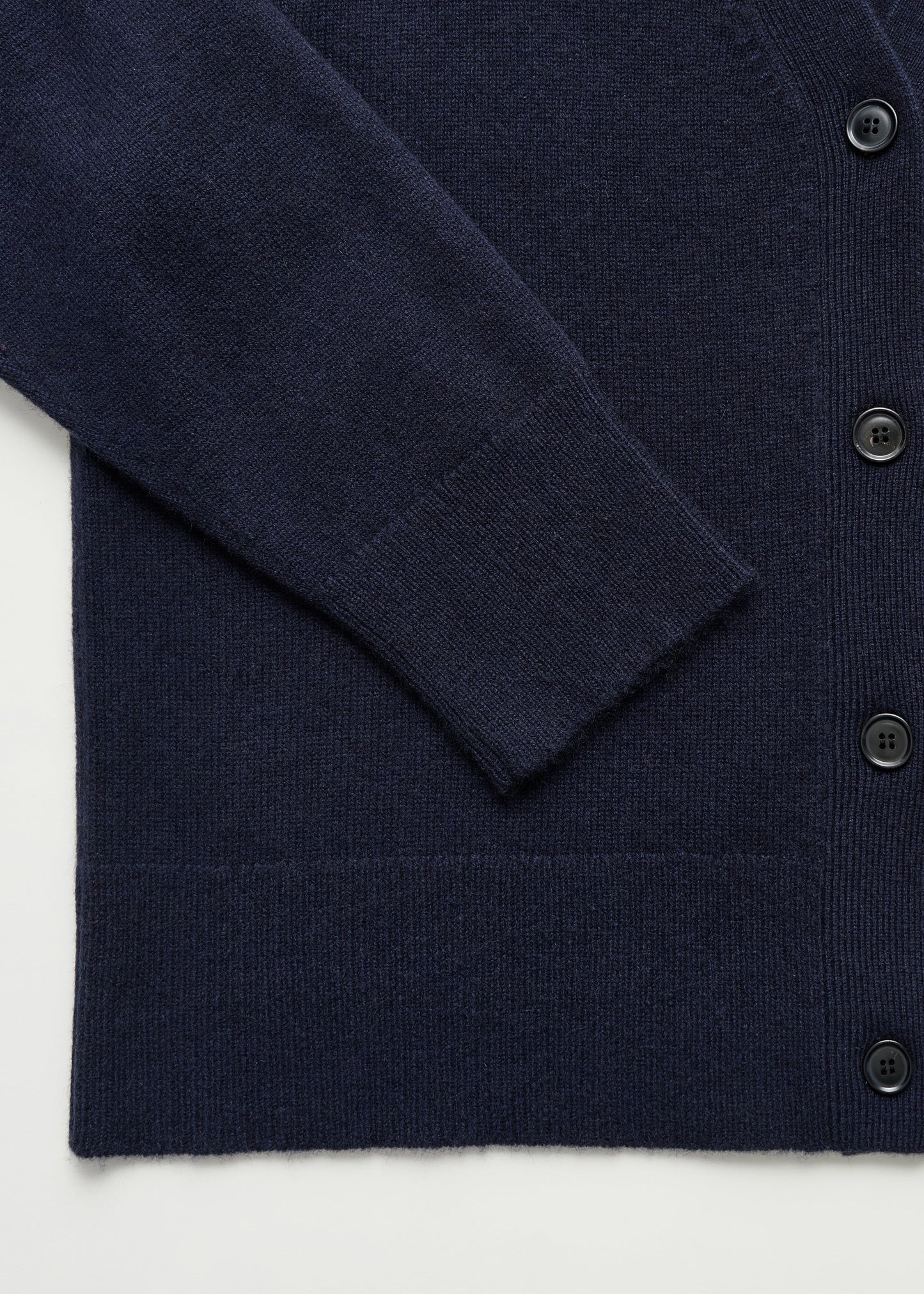 Aiayu "Flora cardigan - pure cashmere" Black Blue