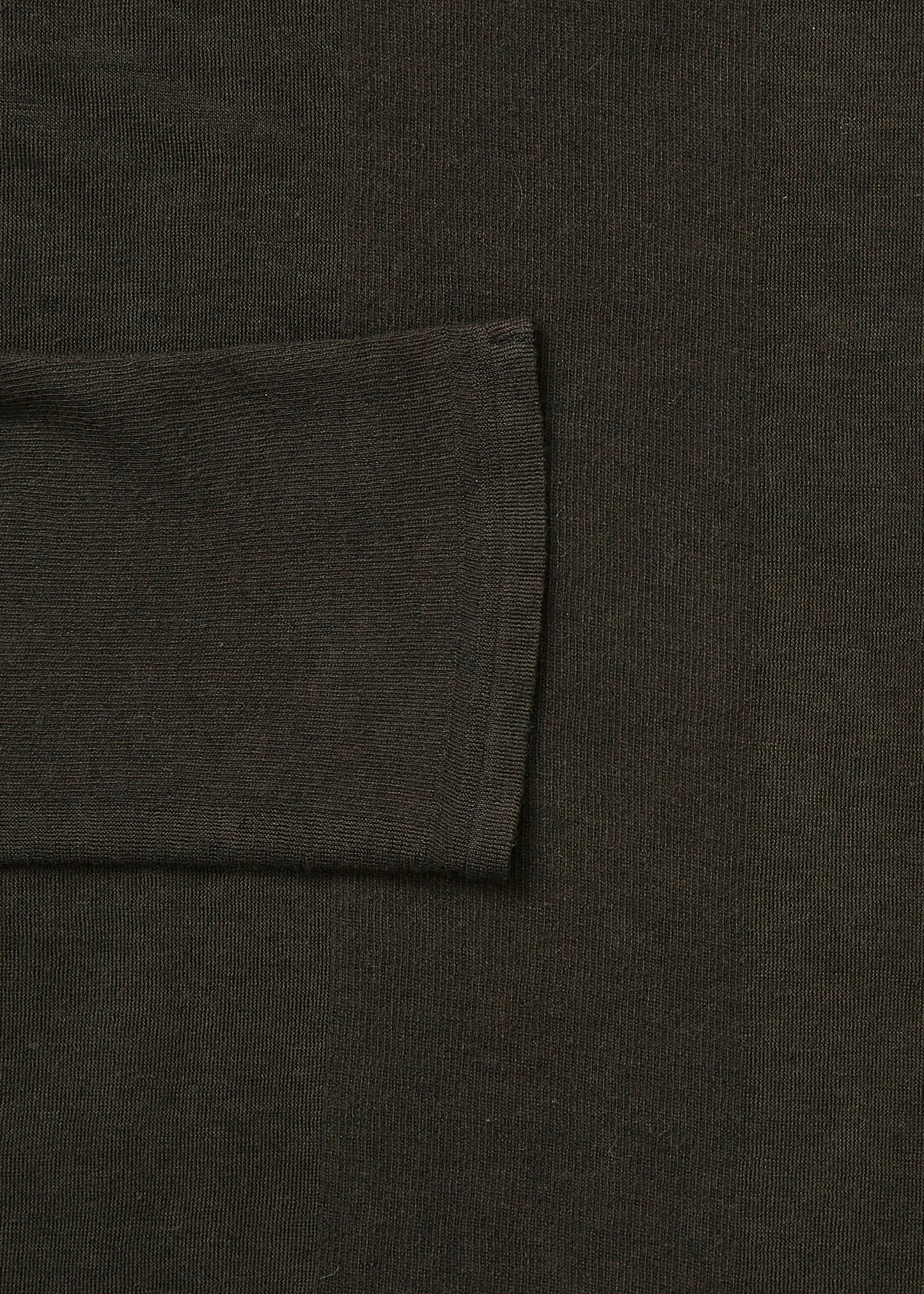 Aiayu "Gentle cashmere Turtleneck" Dark Brown