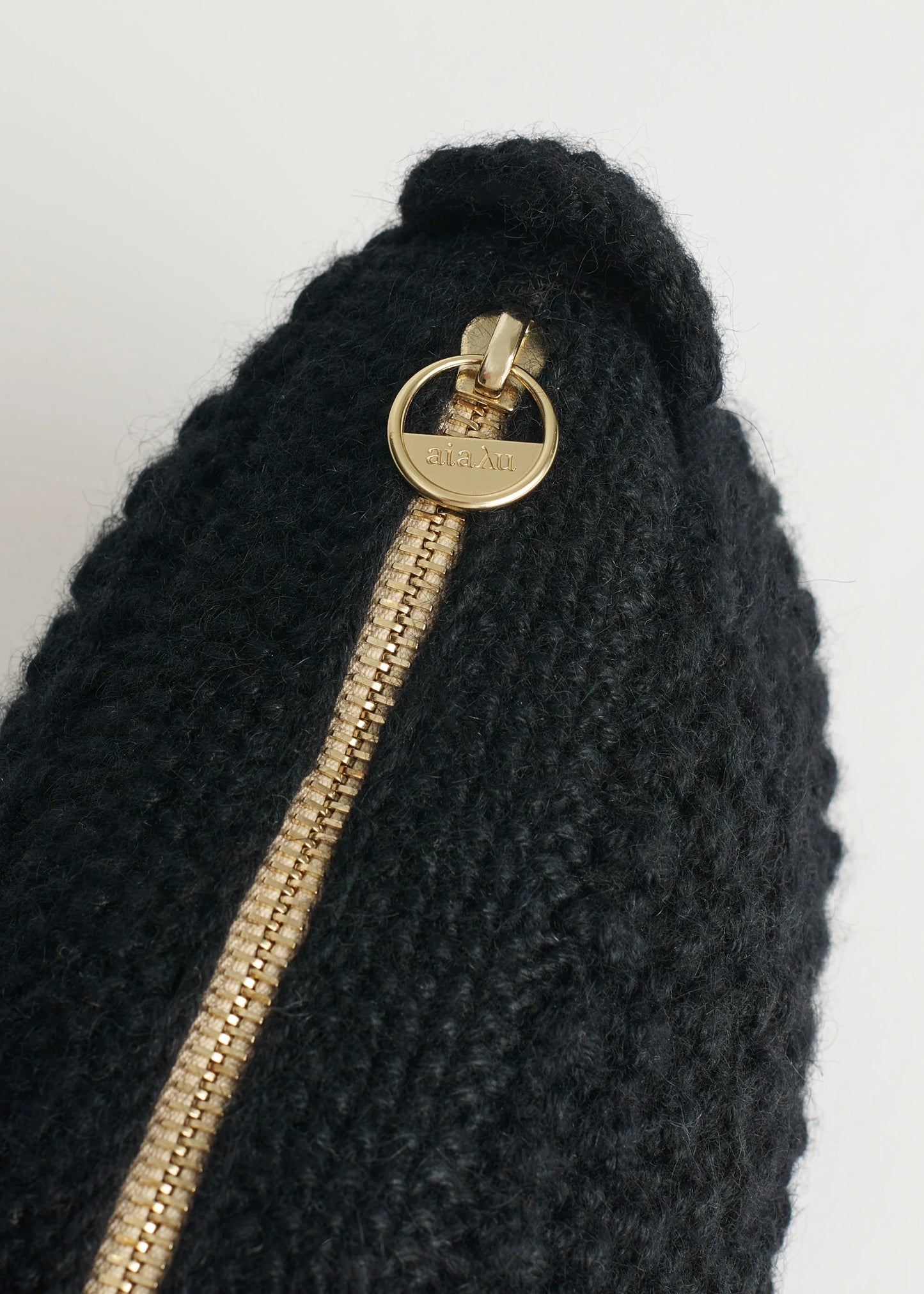 Aiayu "Helen Chain Classic Clutch" Black/light gold