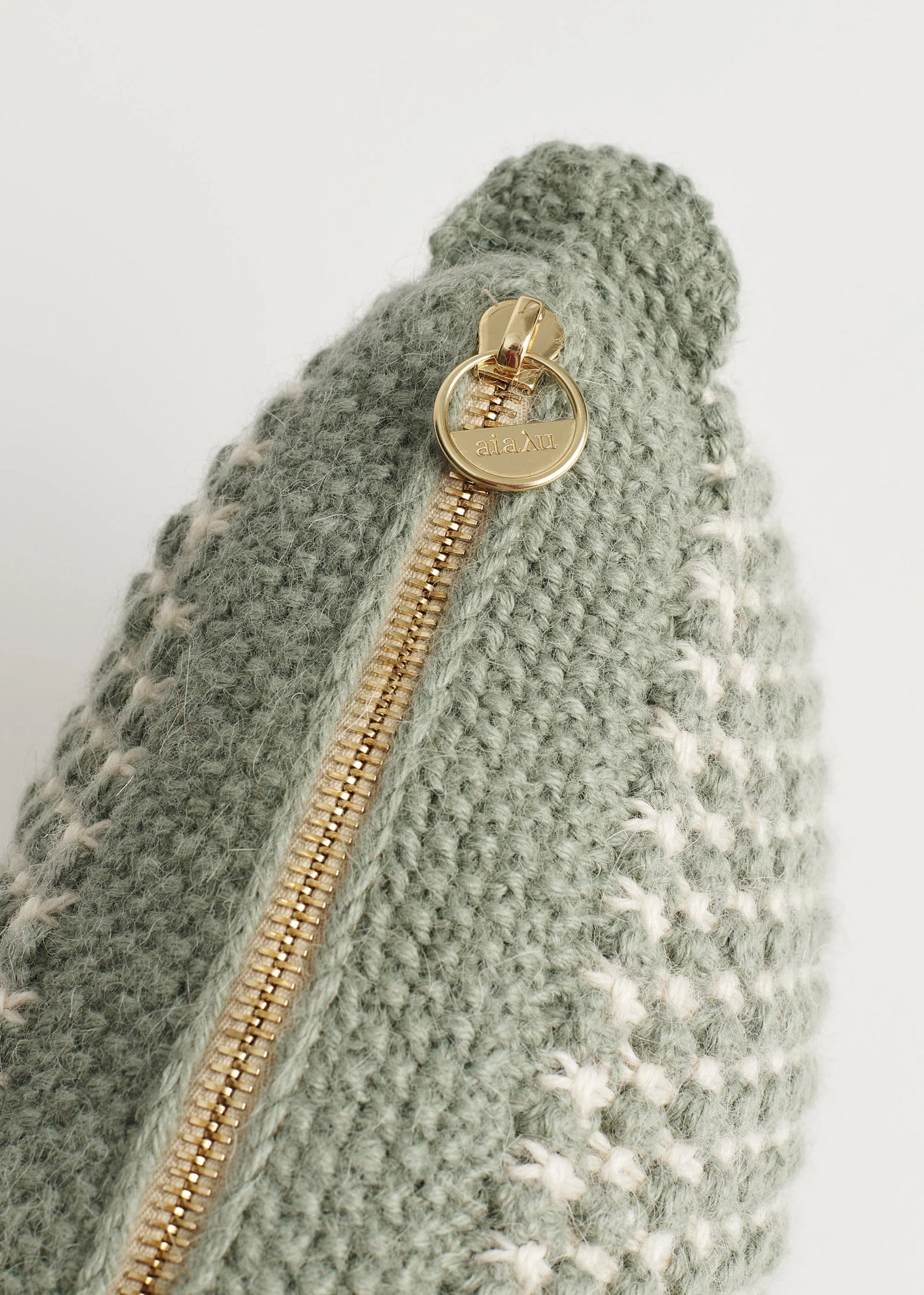 Aiayu "Helen Classic Clutch" Mix Dried Herb/Albicant