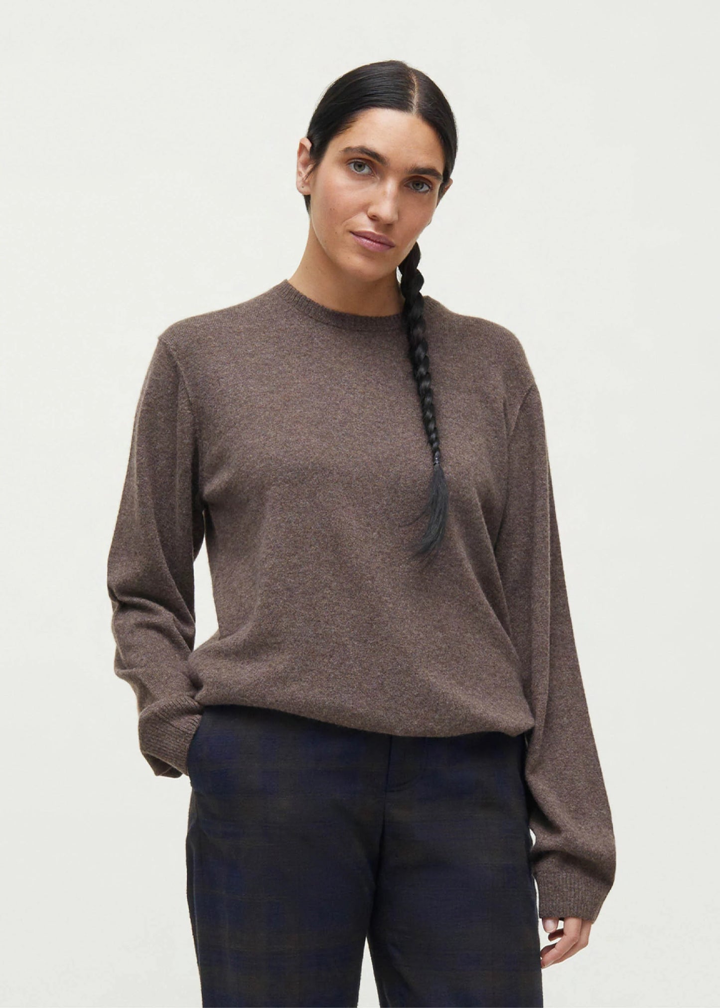 Aiayu "Leonardo sweater – pure cashmere" Pure Dark Brown