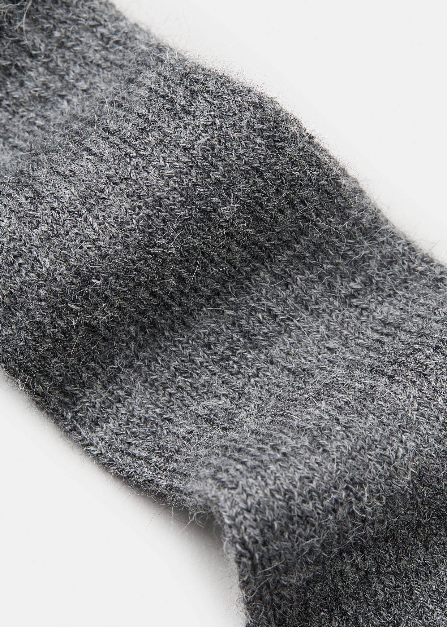 Aiayu "Llama Socks" Pure Stormy