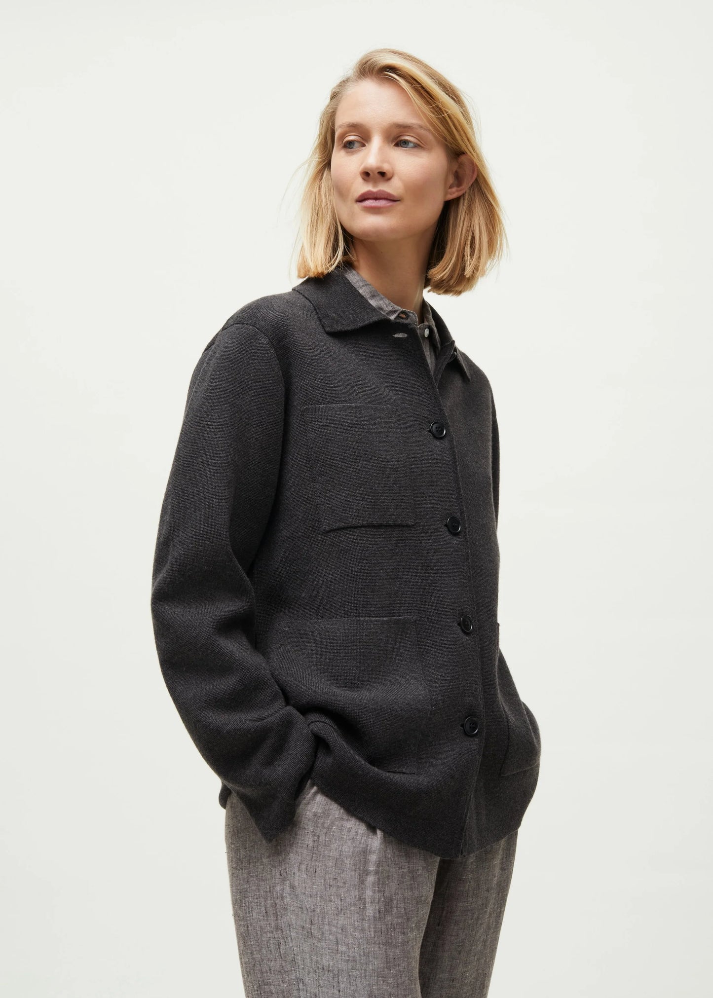 Aiayu "Moema cardigan - pure merino wool" Dark Brown Mela