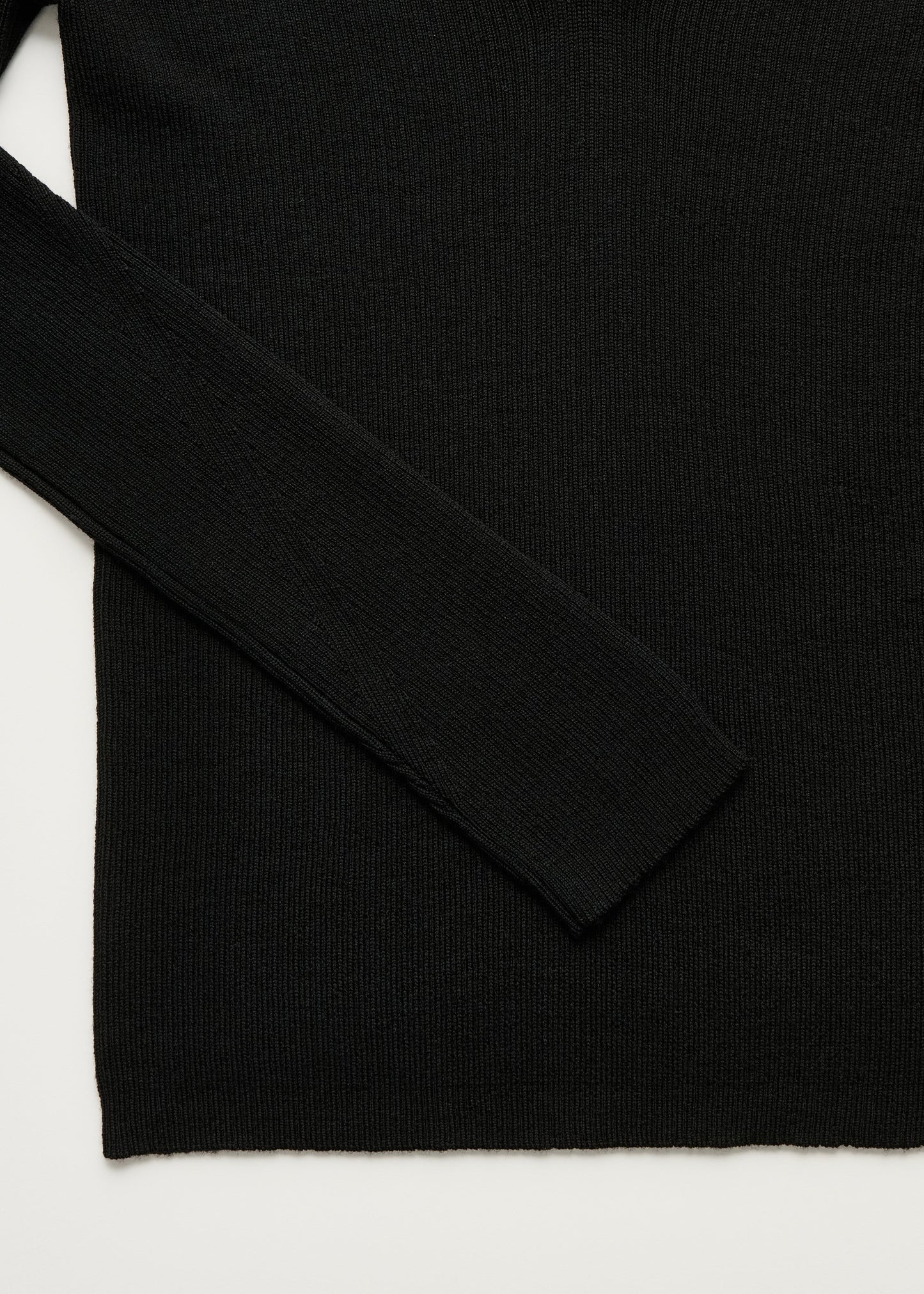 Aiayu "Noa polo blouse – pure merino wool" Black