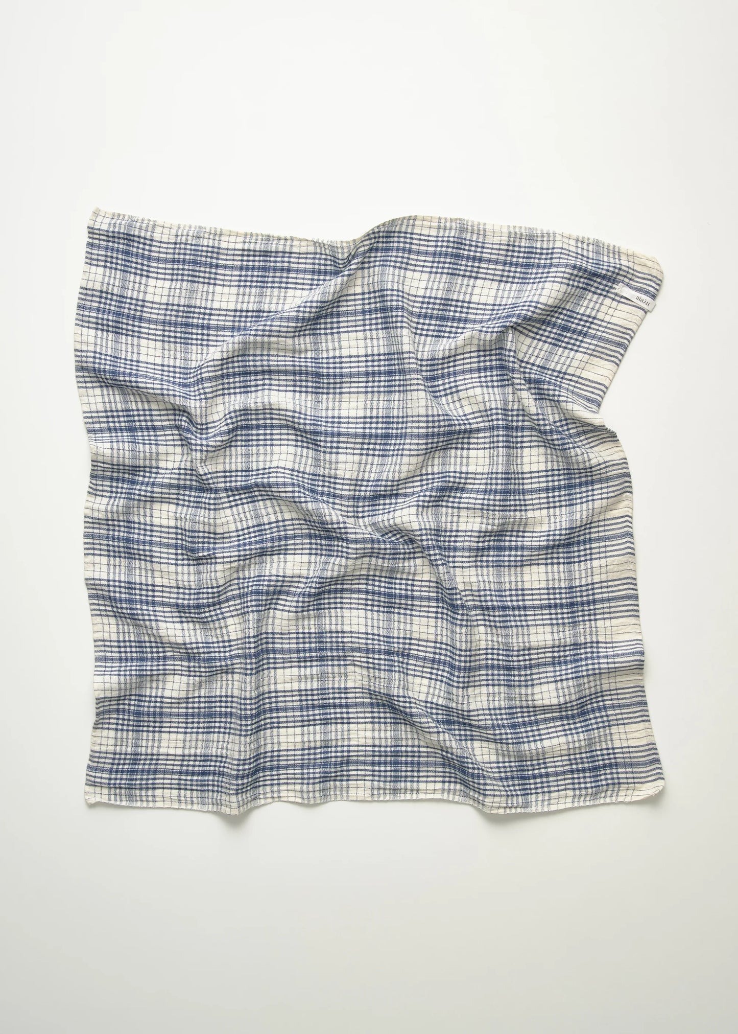 Aiayu "Sadao scarf" Brilliant Blue