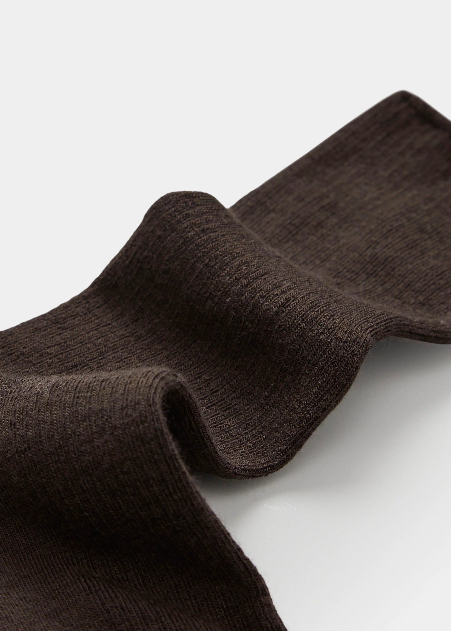 Aiayu "Wool Rib Socks" Brown