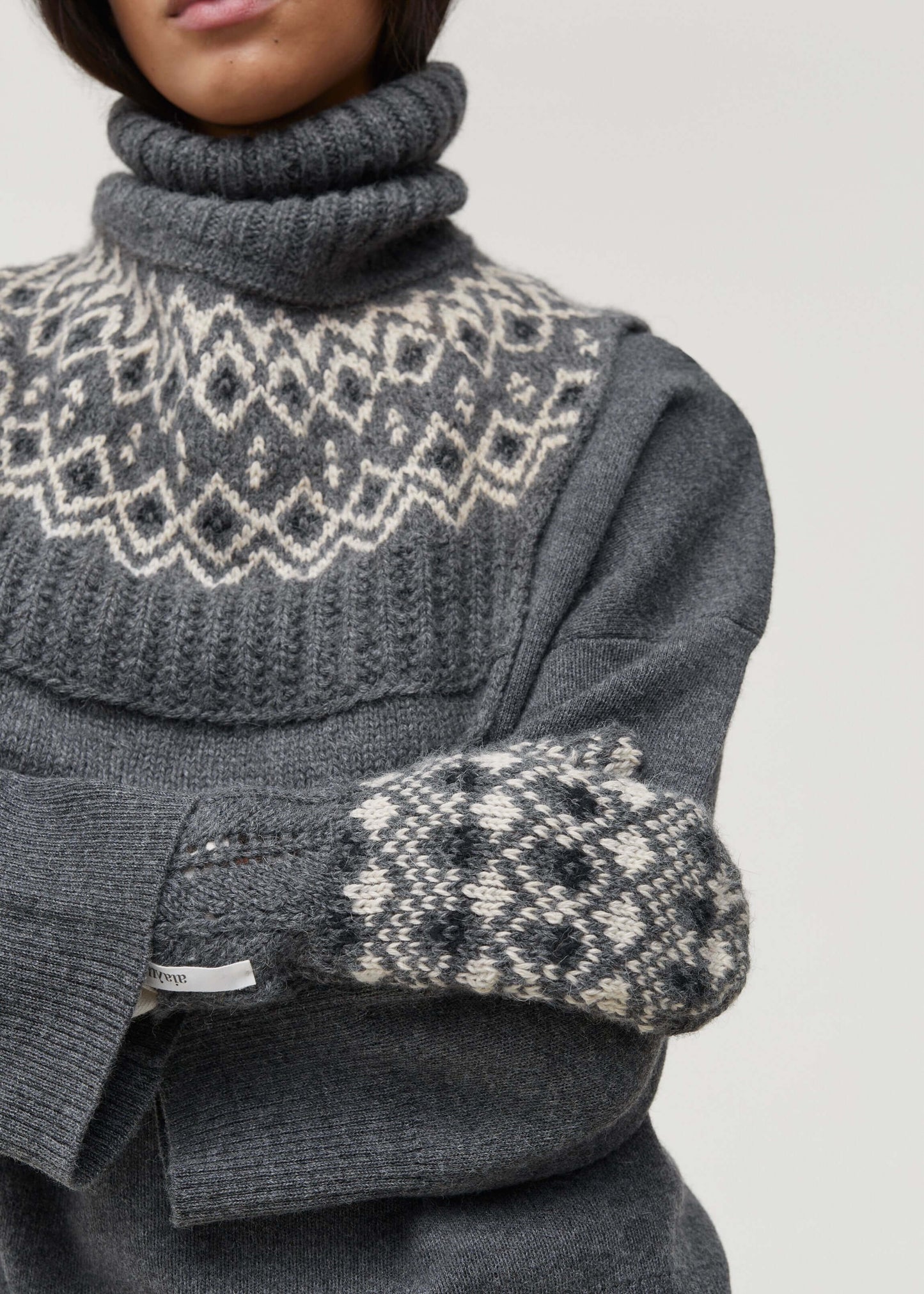 Aiayu "Agneta handknittet mittens" OS Mix Stormy