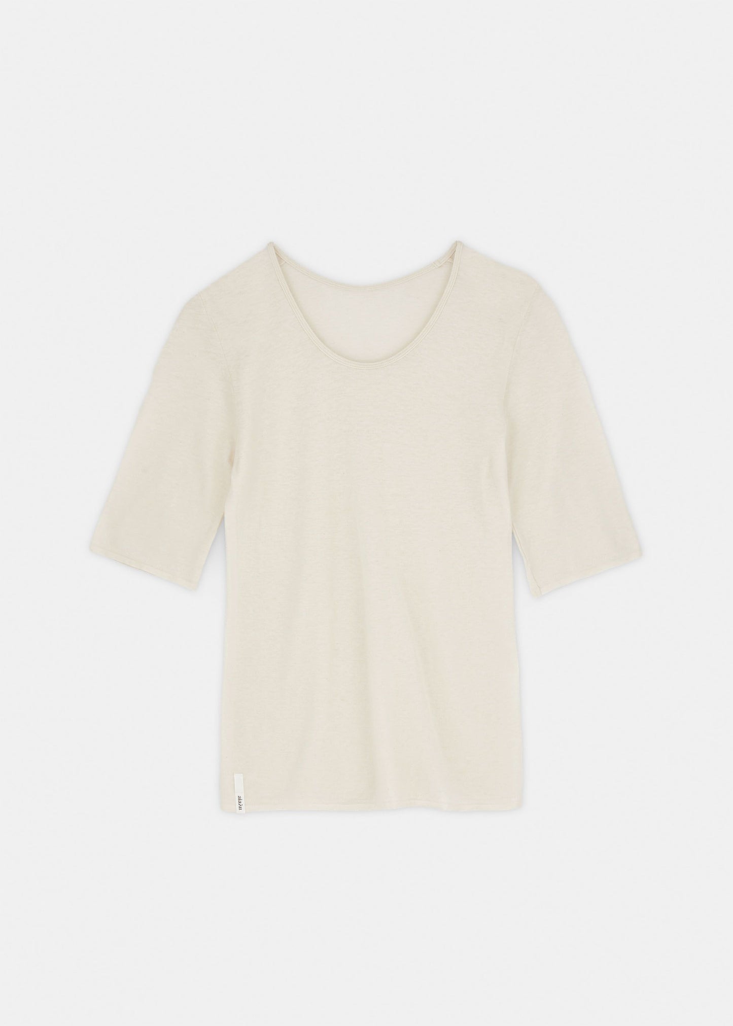 Aiayu "Gentle cashmere tee" Pure Ecru