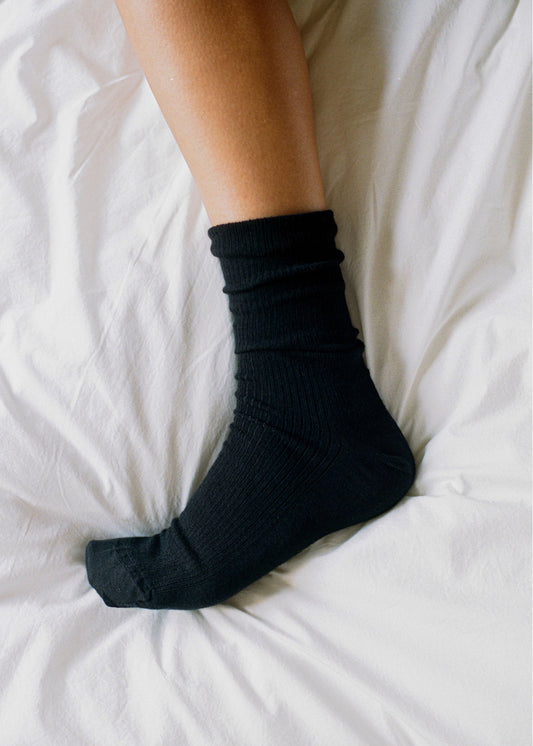 Aiayu "Wool Rib Socks" Black