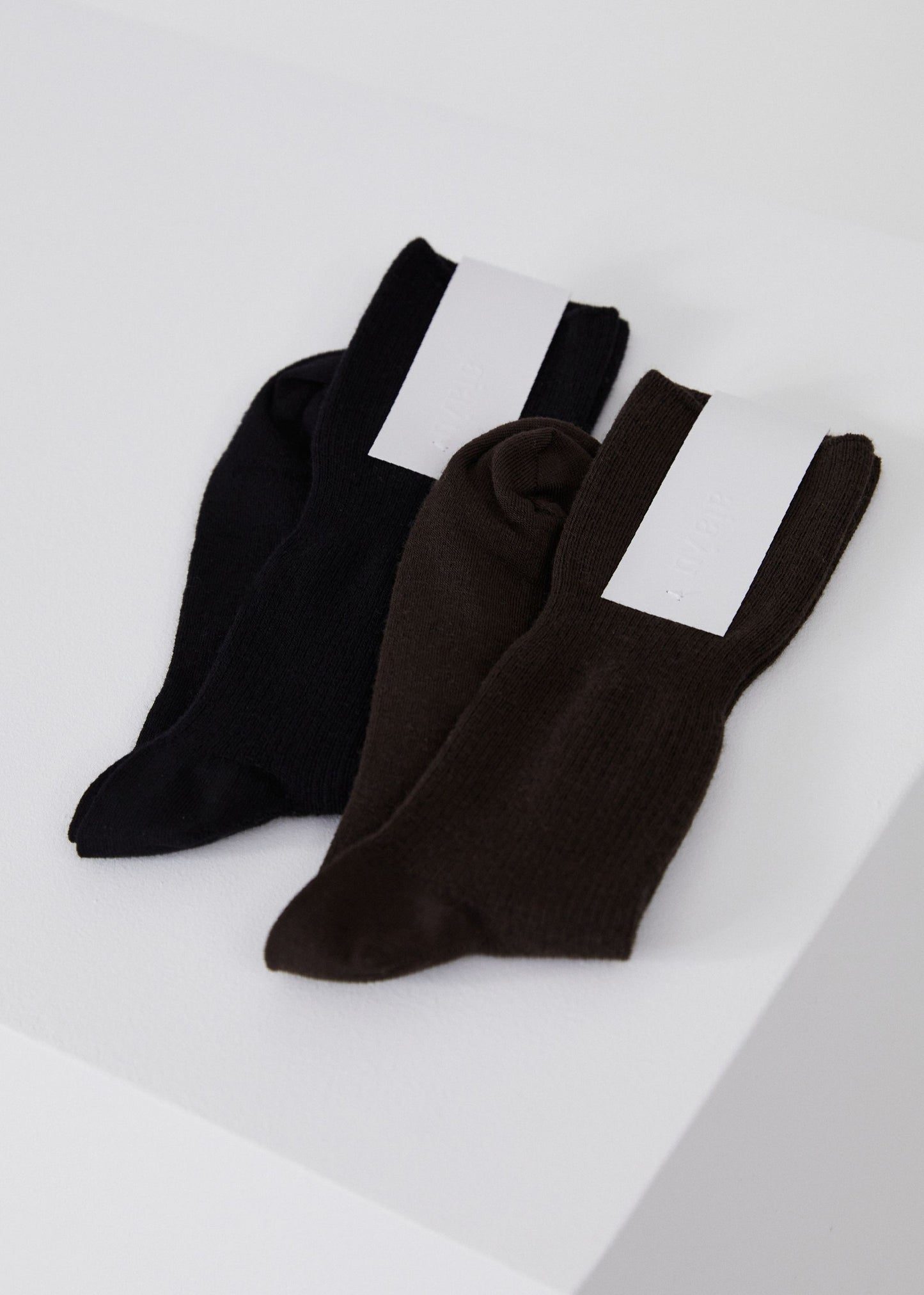 Aiayu "Wool Rib Socks" Black