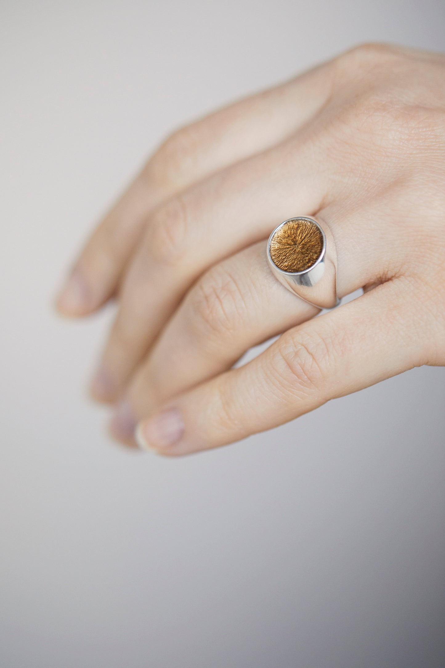 Opro, Ring Signet, sølv m. gylden emalje