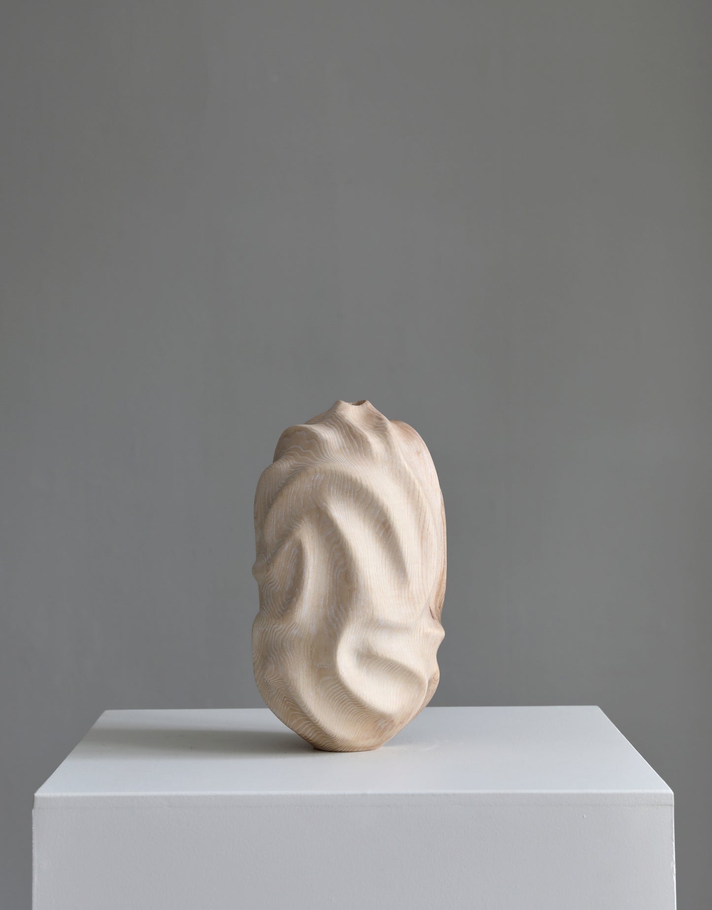Løvfall Ash wood "Drift vase"