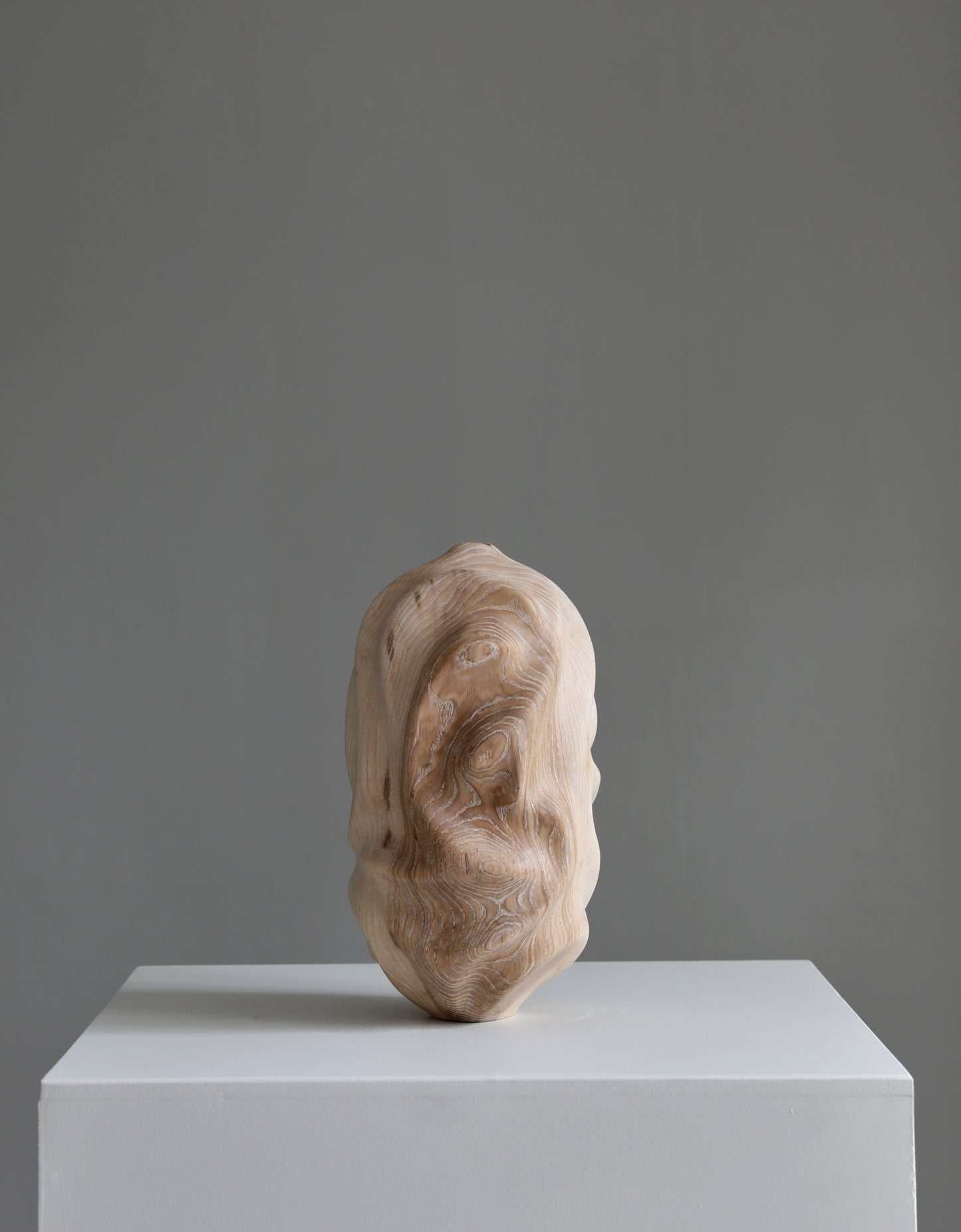 Løvfall Ash wood "Drift vase"