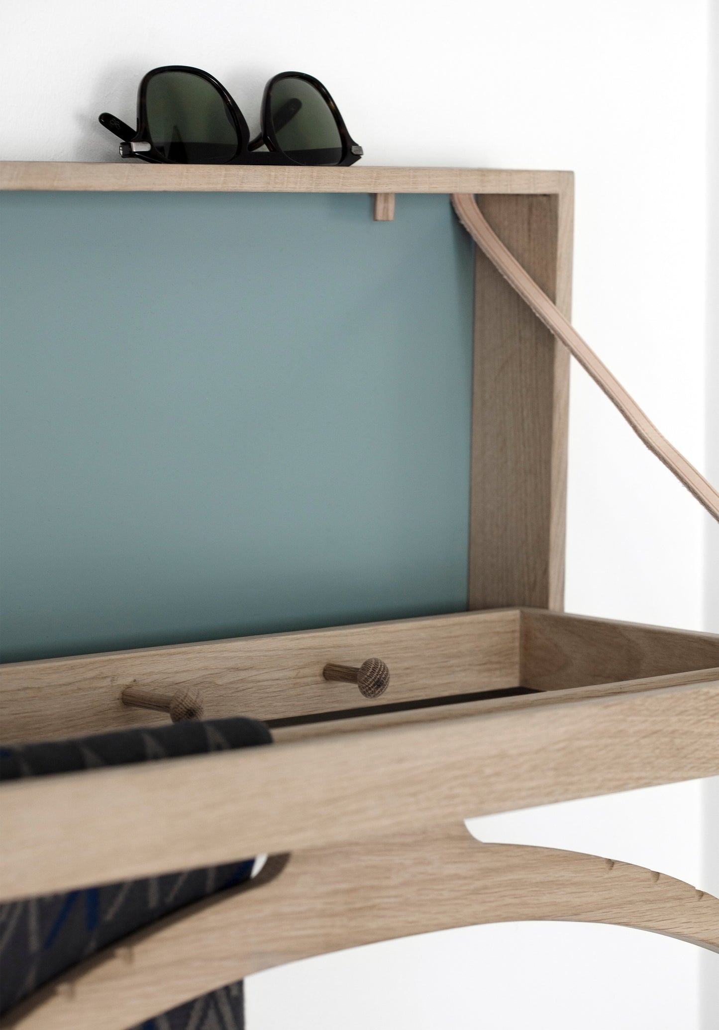 The Hanger, Soaped oak & grey blue