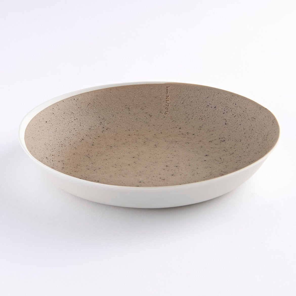 Ø21 H 3  Manganese tones