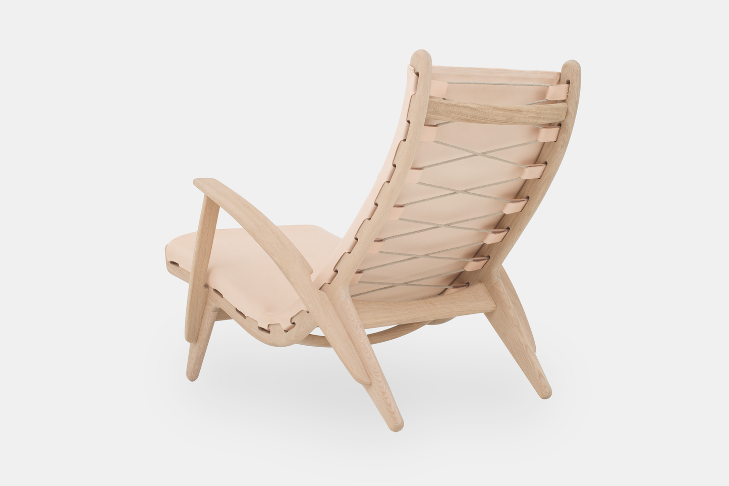 PV Lounge Chair, såpet eik/naturlær