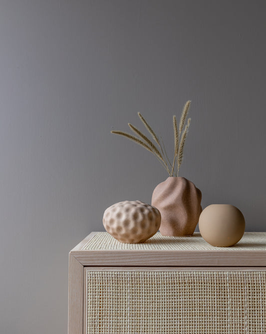 Cooee vase "Seedpod" 10cm Walnut