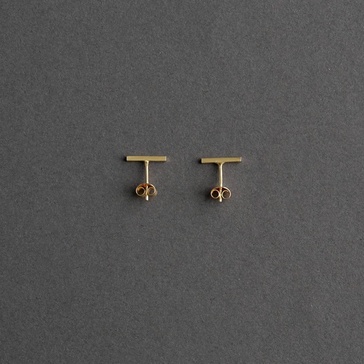 Una earstick 14k Gold, pair