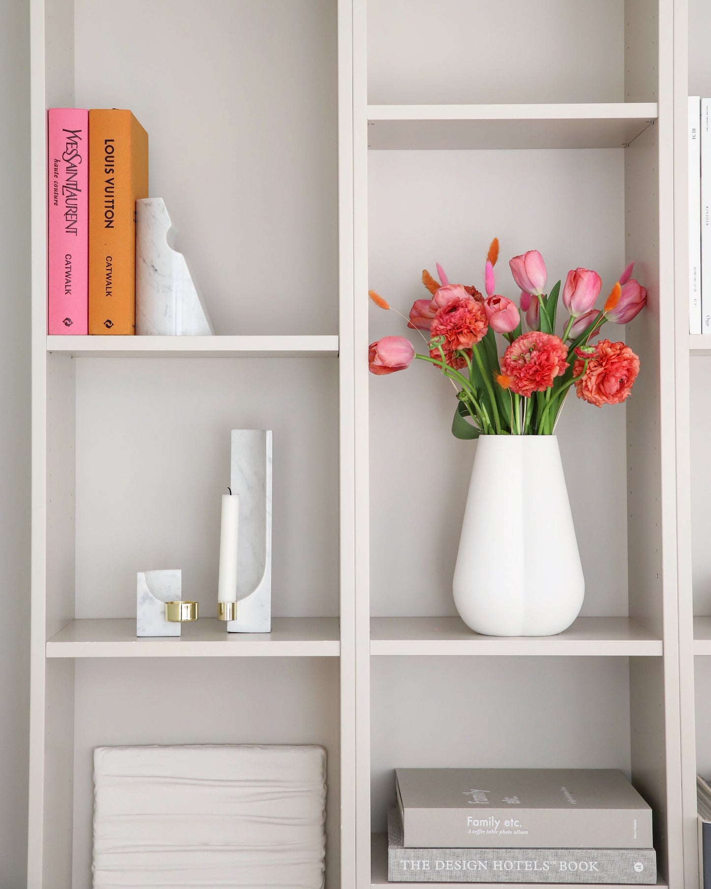 Cooee bokstøtte "Shoulder Carrara"