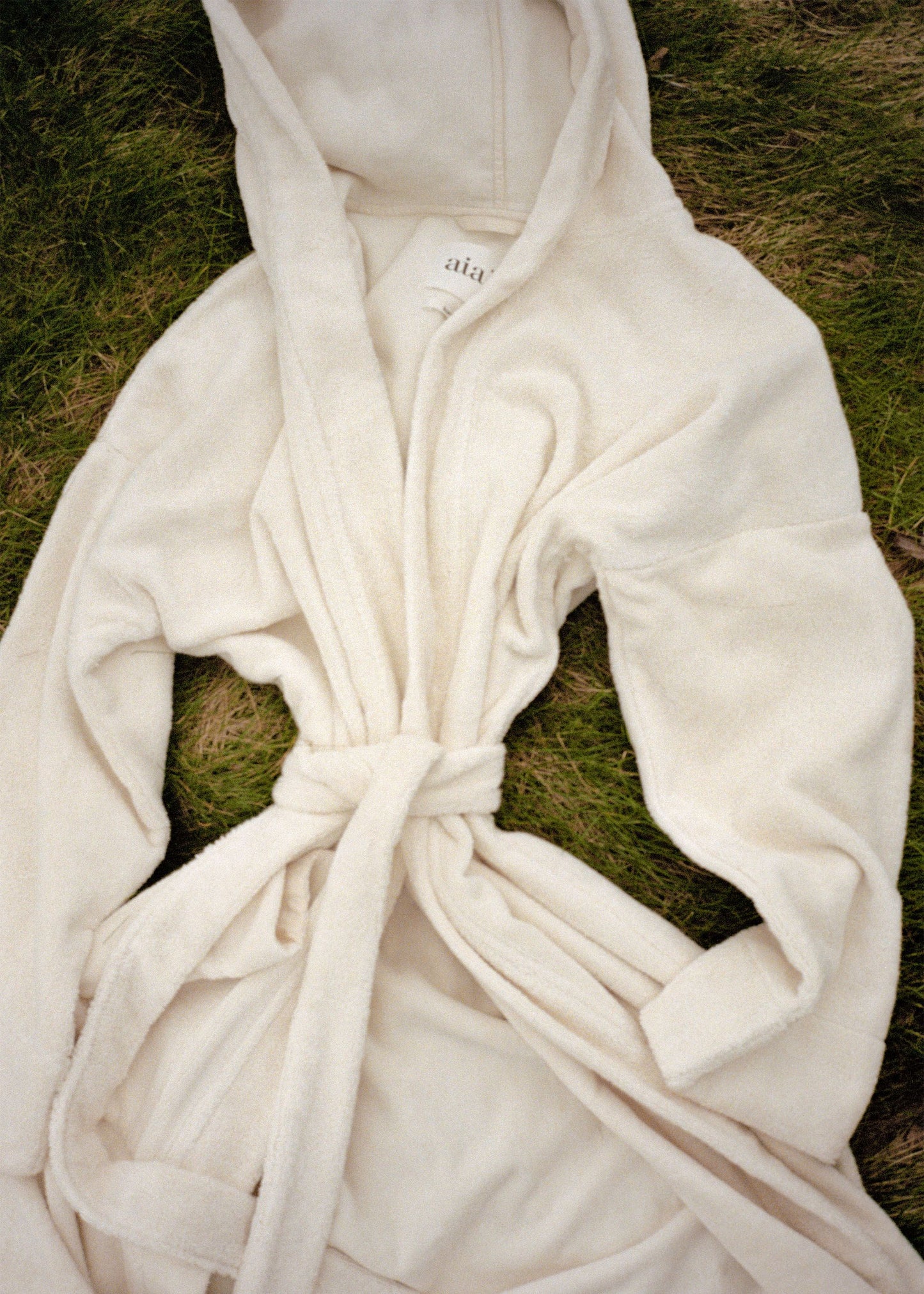 Aiayu "Hooded Bathrobe Terry" Pure Ecru