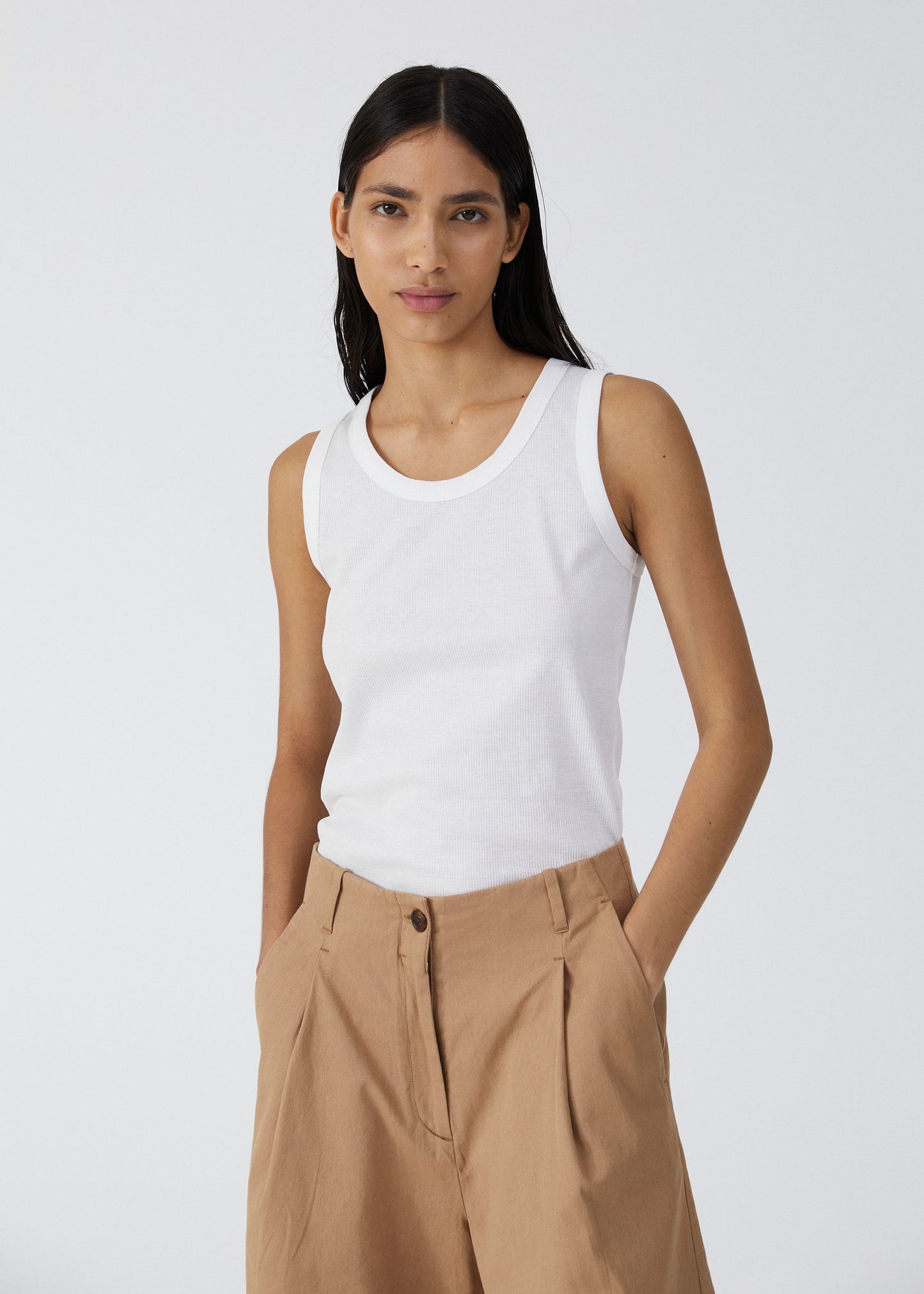 Aiayu "Rib Tank" Off White