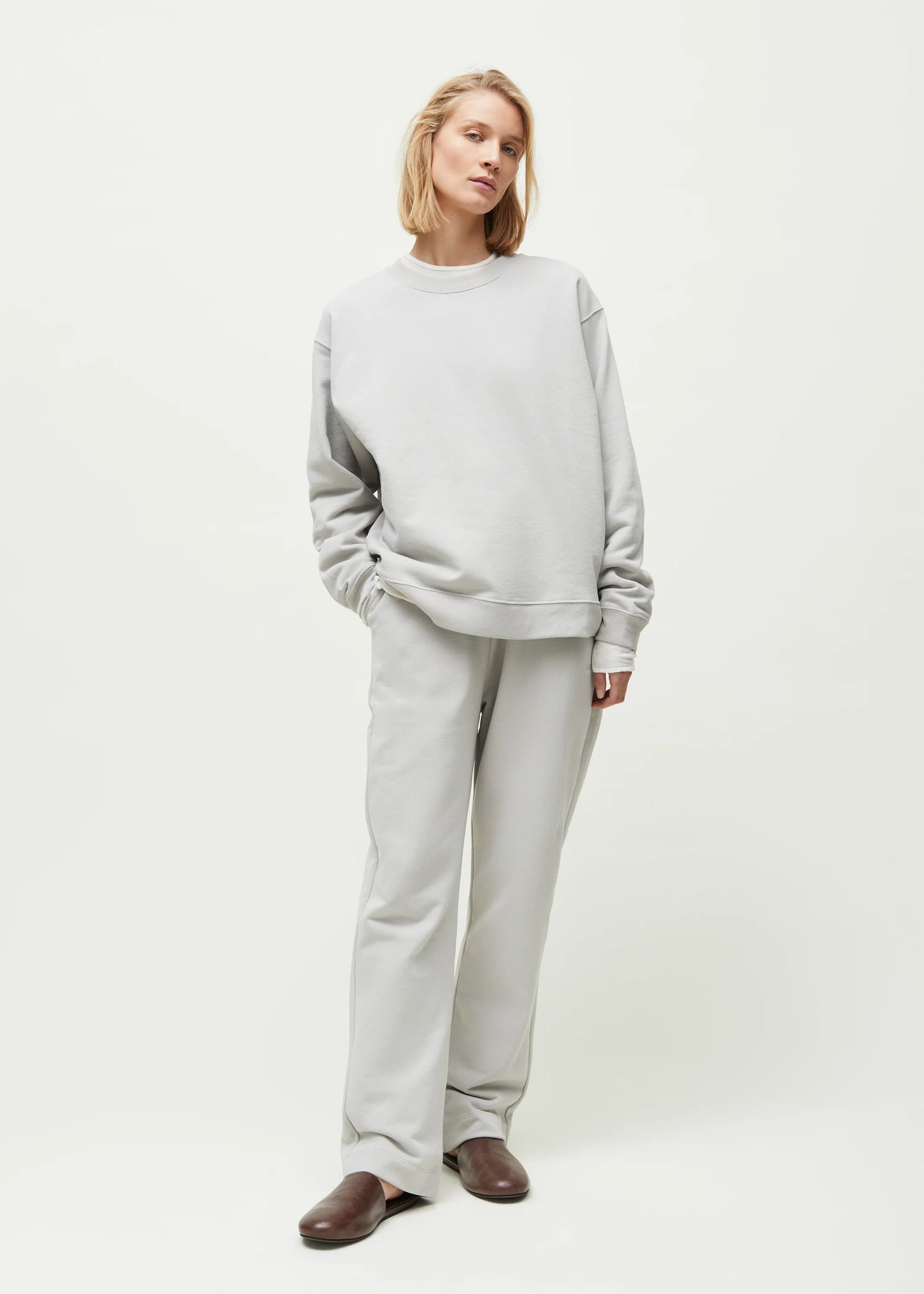 Aiayu "Aiayu Circular Sweatpant" Grey