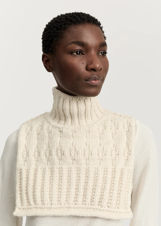 Aiayu "Asami neckwarmer – pure llama" Pure Ecru OS