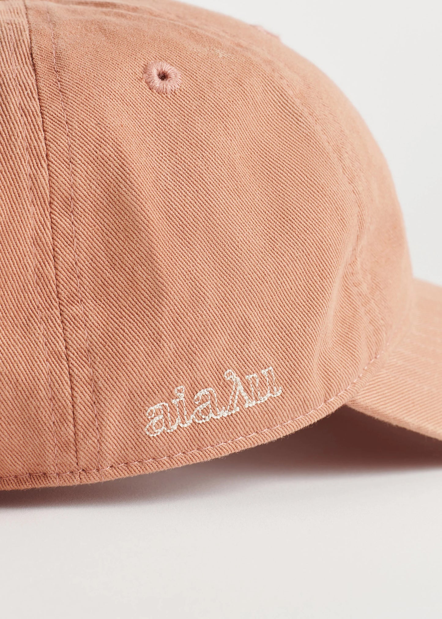 Aiayu "Cap" Dusty Coral