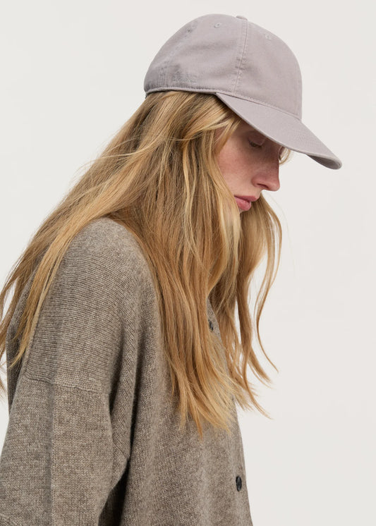 Aiayu "Cap"  Mauve OS