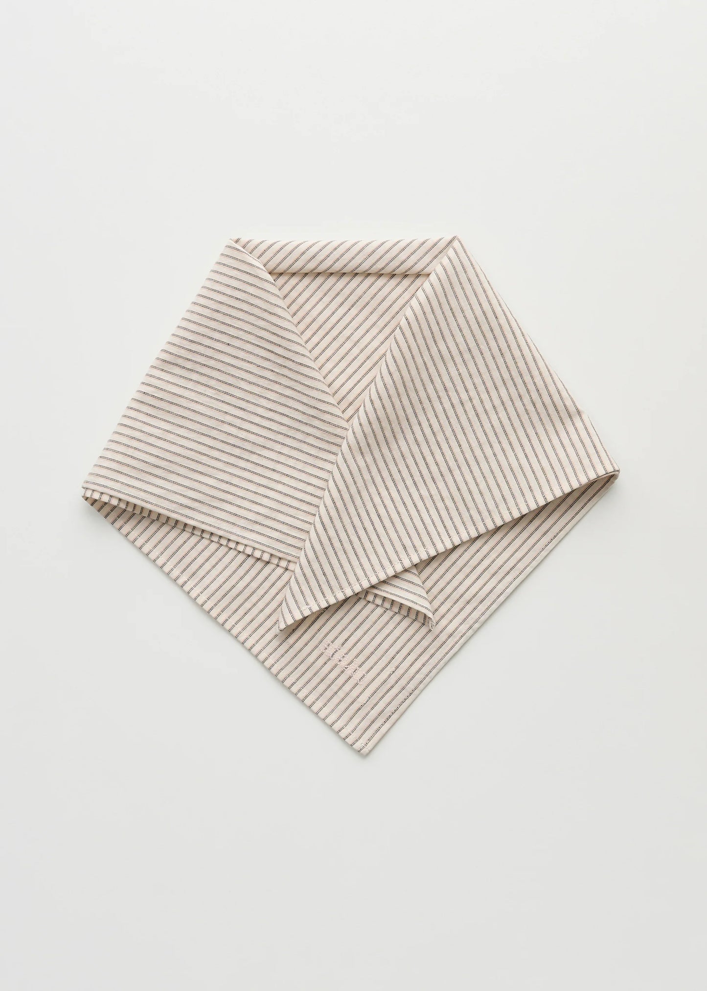 Aiayu "Charlie scarf epure" Mix Black