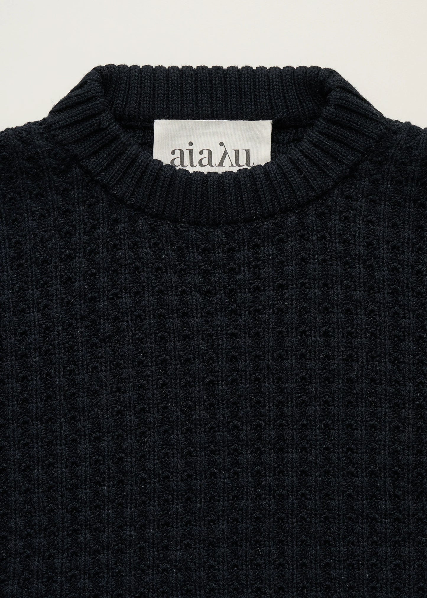 Aiayu "Eamon sweater – highland wool" Black Navy