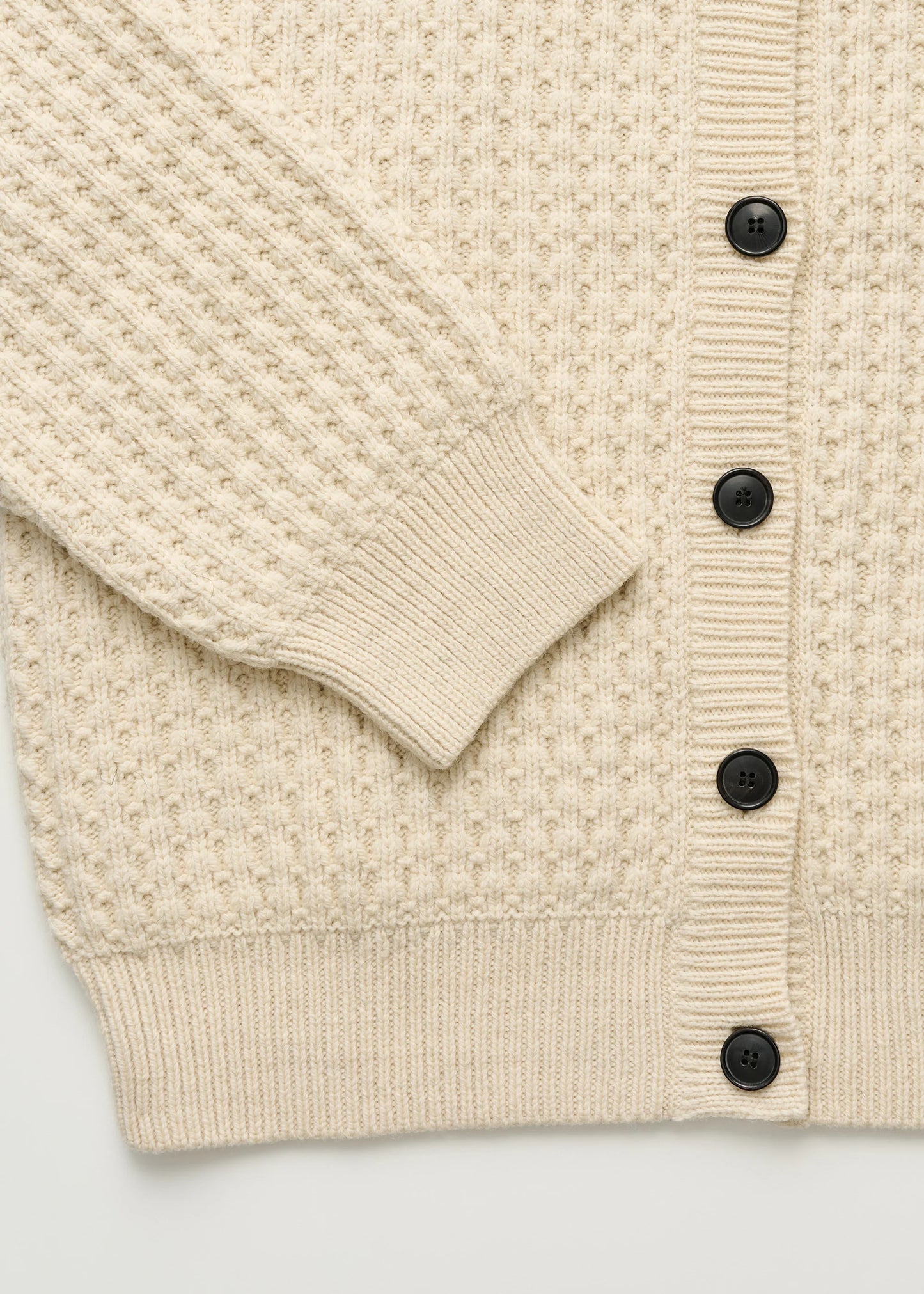 Aiayu "Elan cardigan – highland wool" Pure ecru