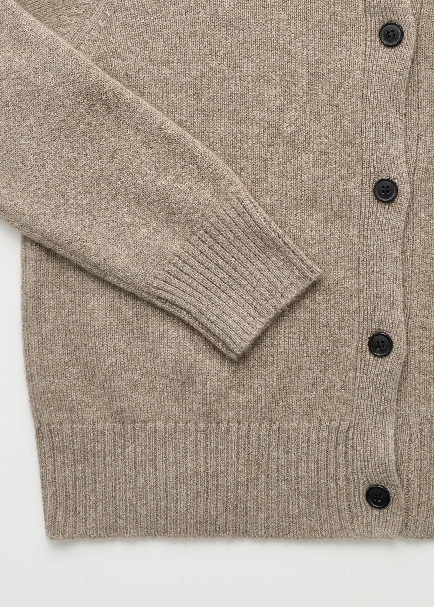 Aiayu "Ingolf cardigan – pure cashmere" Pure Grain