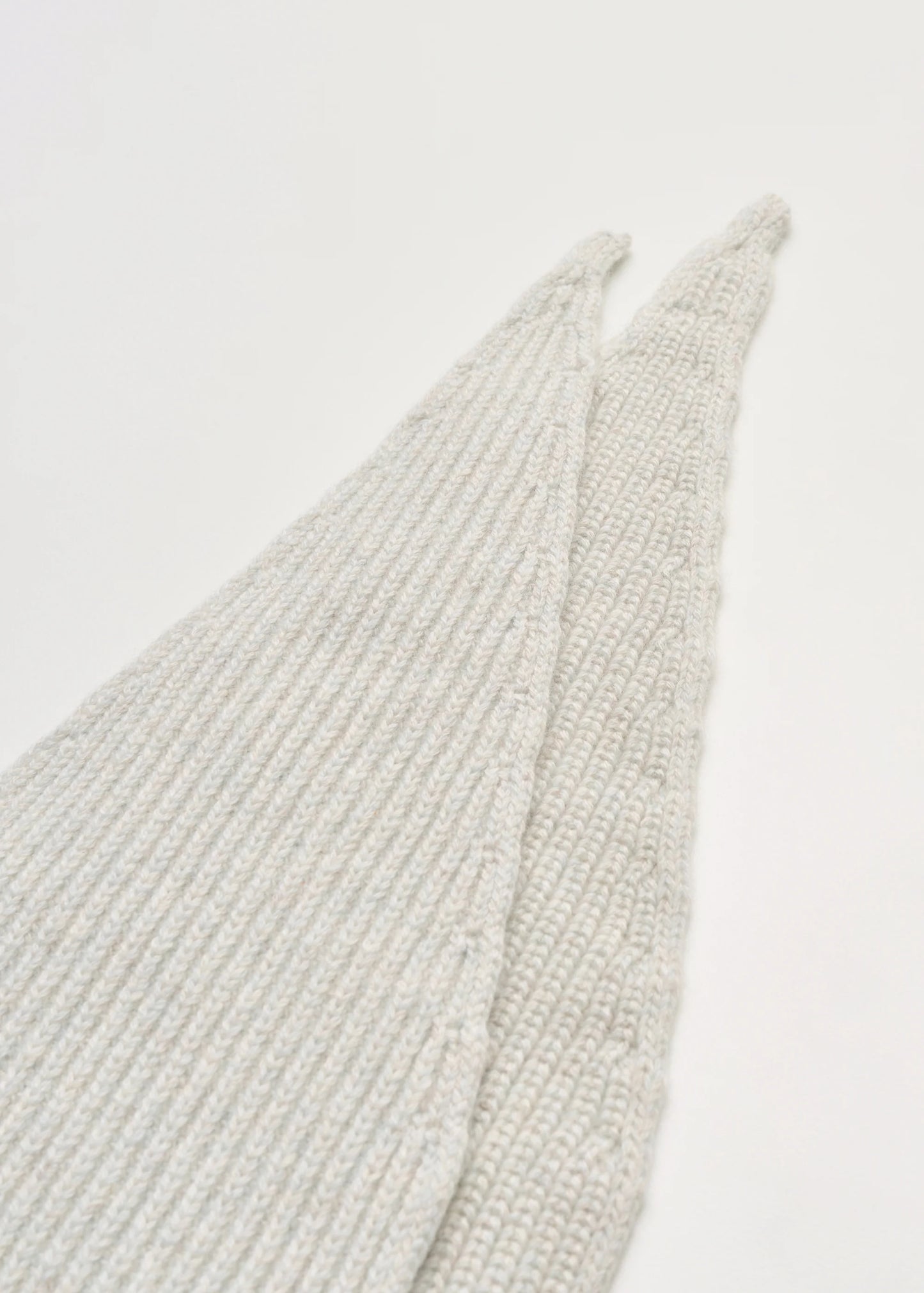 Aiayu "Knox scarf – cashmere" Dove Mouline