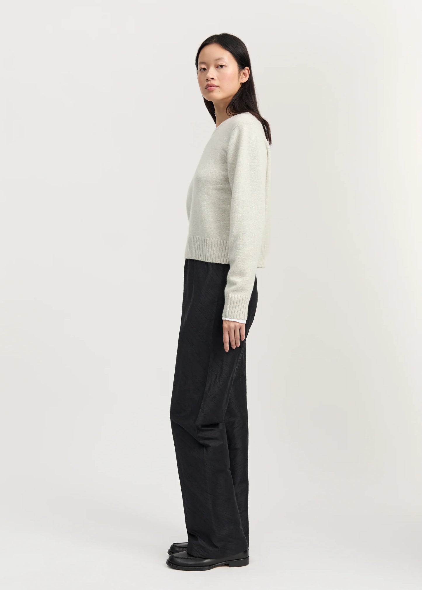 Aiayu "Mara Pant Silk" Black Navy