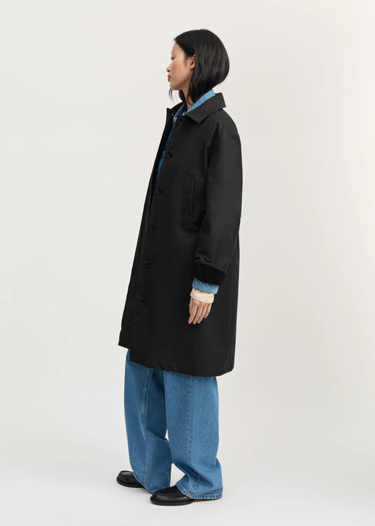 Aiayu "Noor Coat Oilskin" Black
