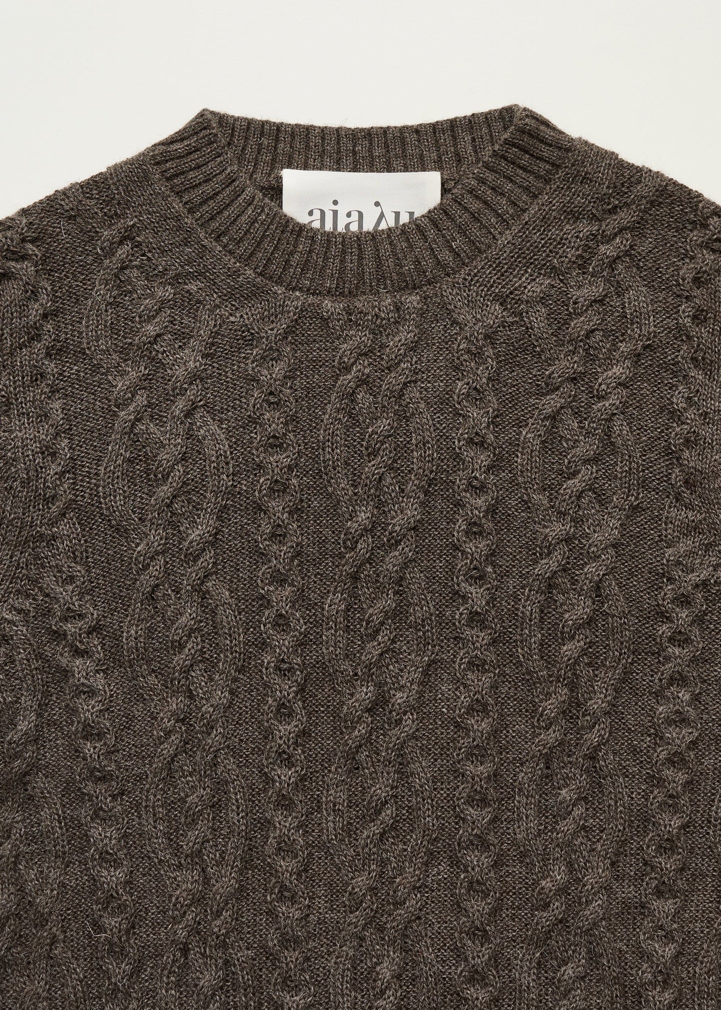Aiayu "Orenda sweater – llama" Pure Smokey Brown