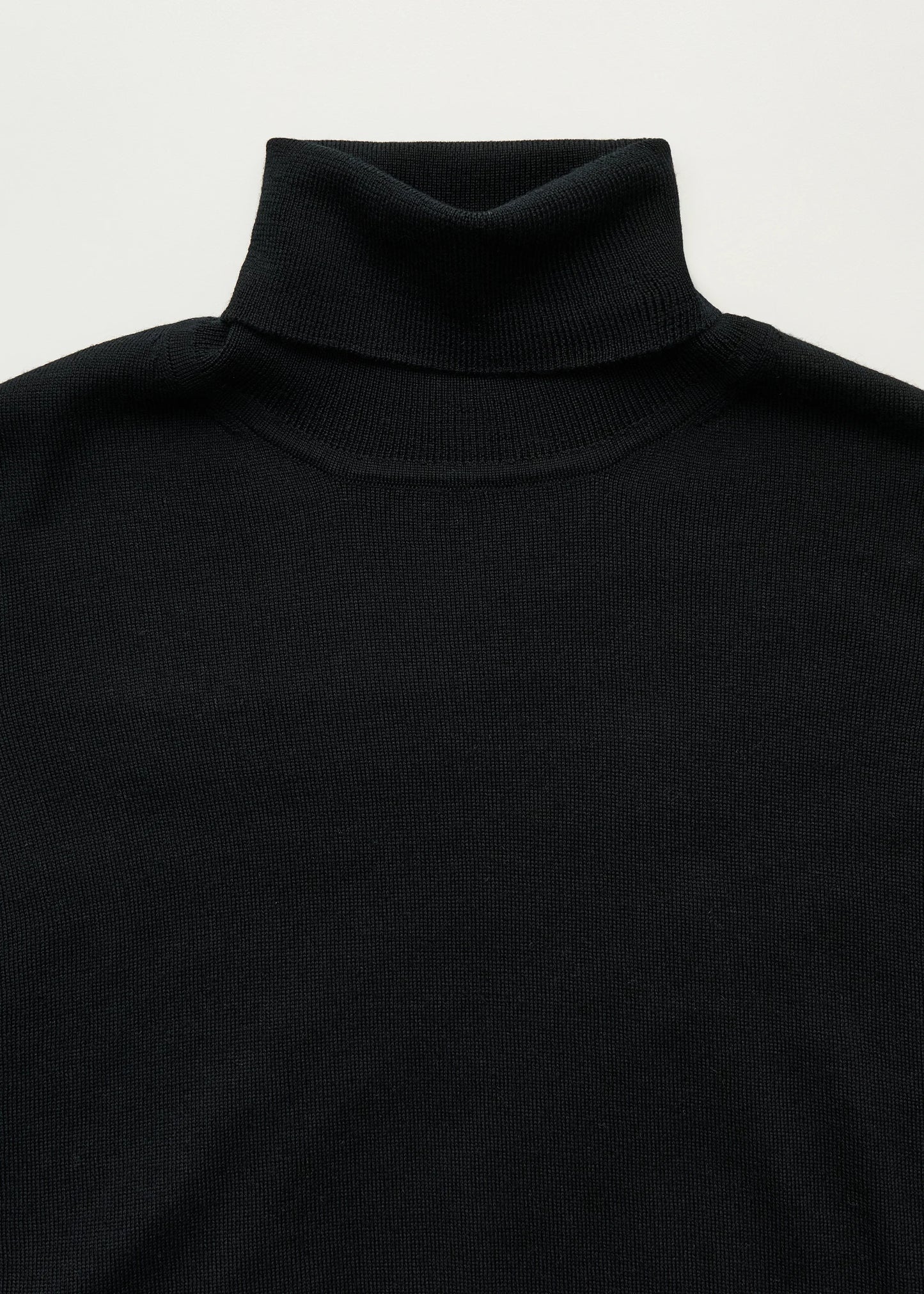 Aiayu "Quinn sweater – merino wool" Black