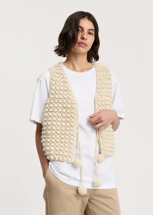 Aiayu "Ravi vest – highland wool" Pure Ecru