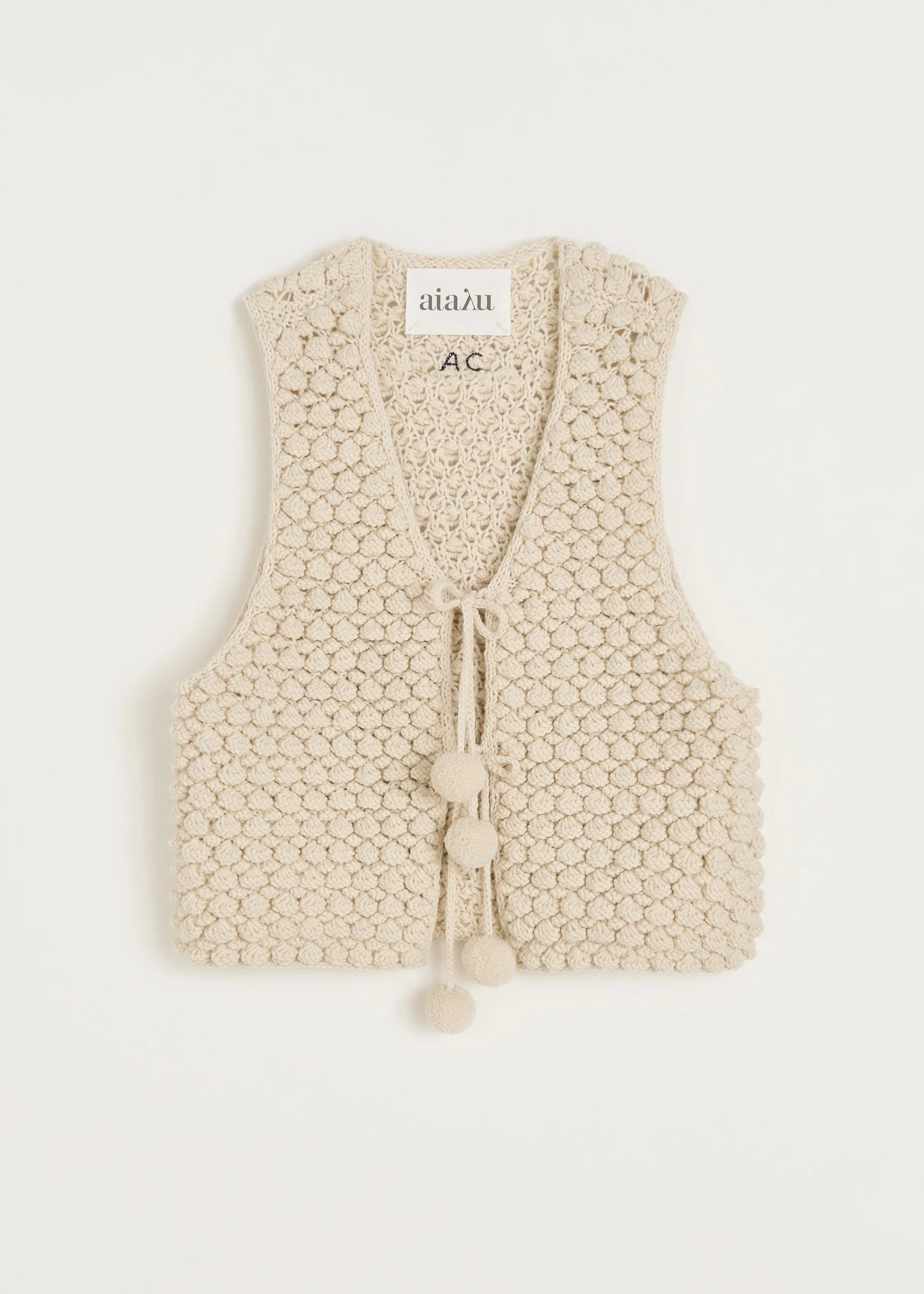 Aiayu "Ravi vest – highland wool" Pure Ecru