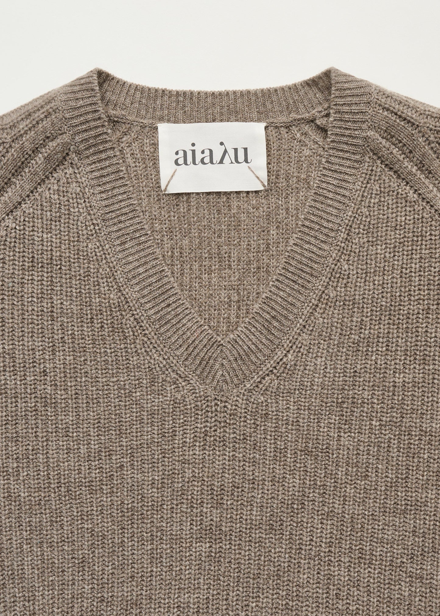 Aiayu "Tocho sweater – sartuul" Pure Soil