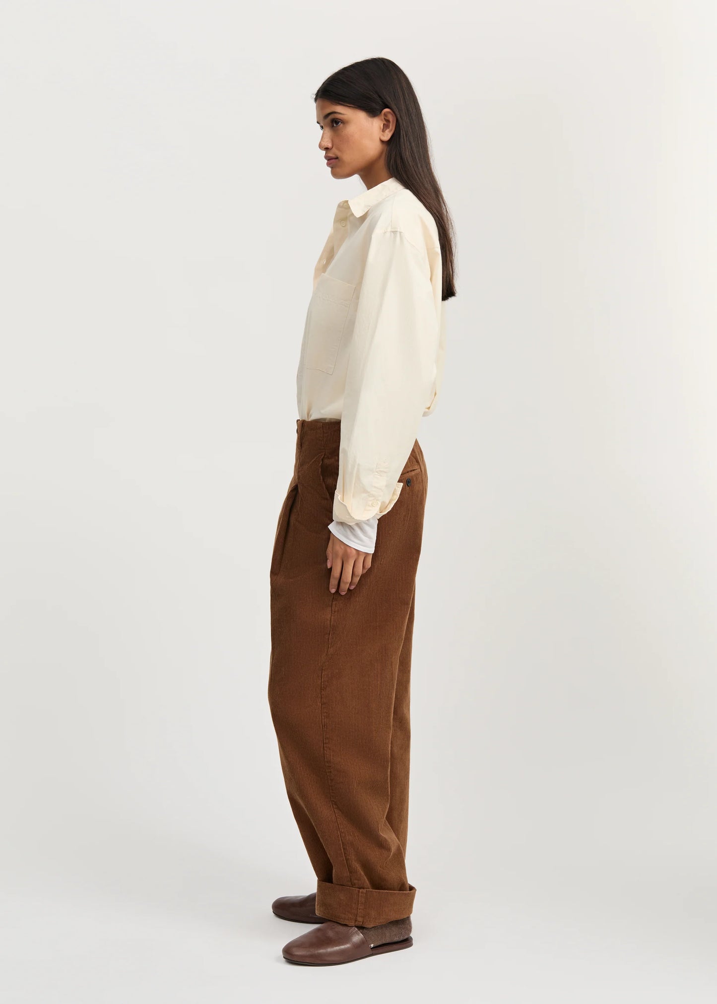 Aiayu "Toto pant corduroy" Cognac