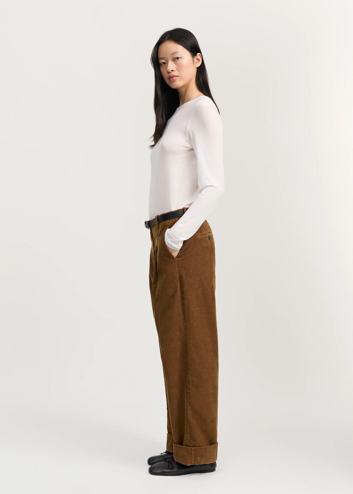 Aiayu "Toto pant corduroy" Cognac