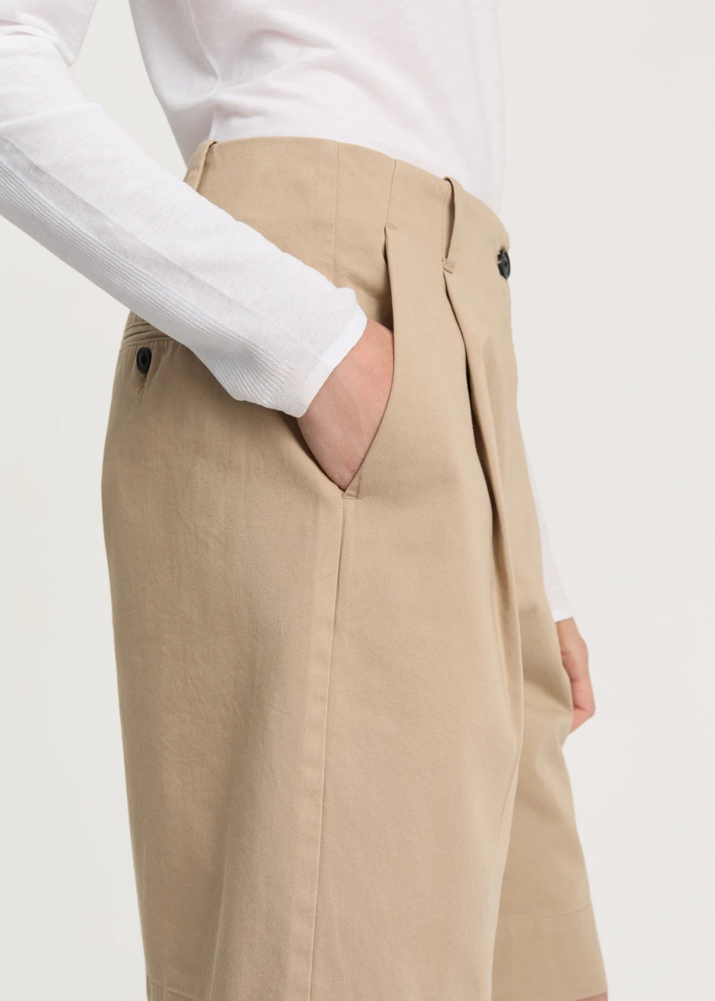 Aiayu "Willy Shorts" Semolina