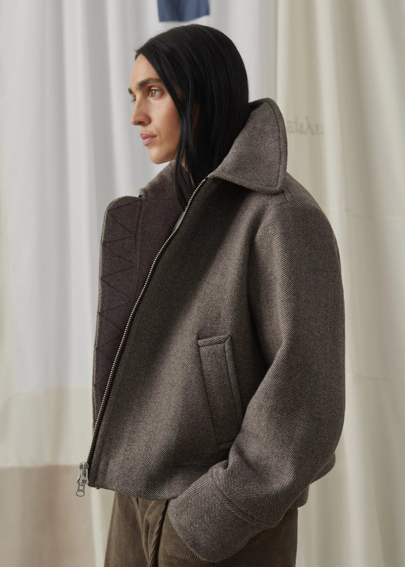 Aiayu "Short Wool Jacket" Herringbone