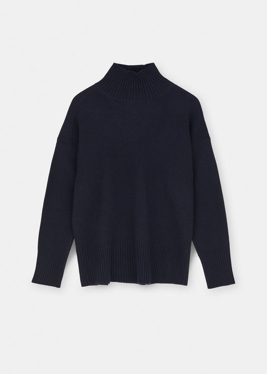 Aiayu "Freya" Navy