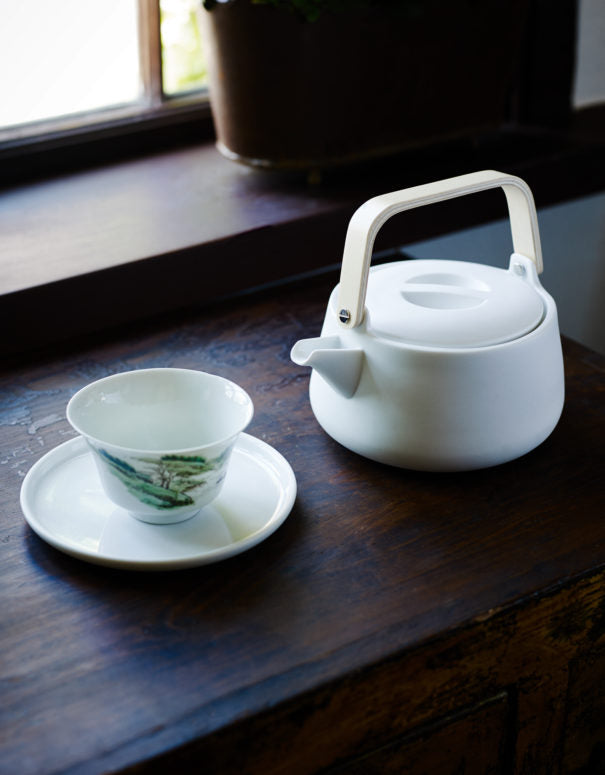 Nordic Teapot